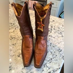 Los Altos Ostrich cowboy boots. Authentic hand made. Make offer!!